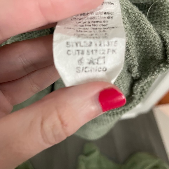 Cherish Forest Green Off-The Shoulder Sweater S NWOT - Picture 4 of 4